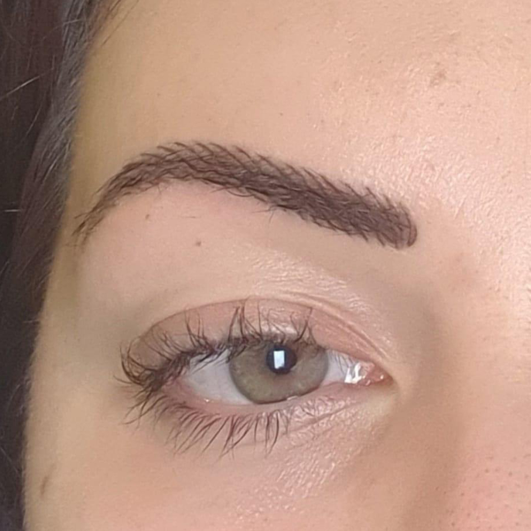 retouche maquillage permanent sourcils